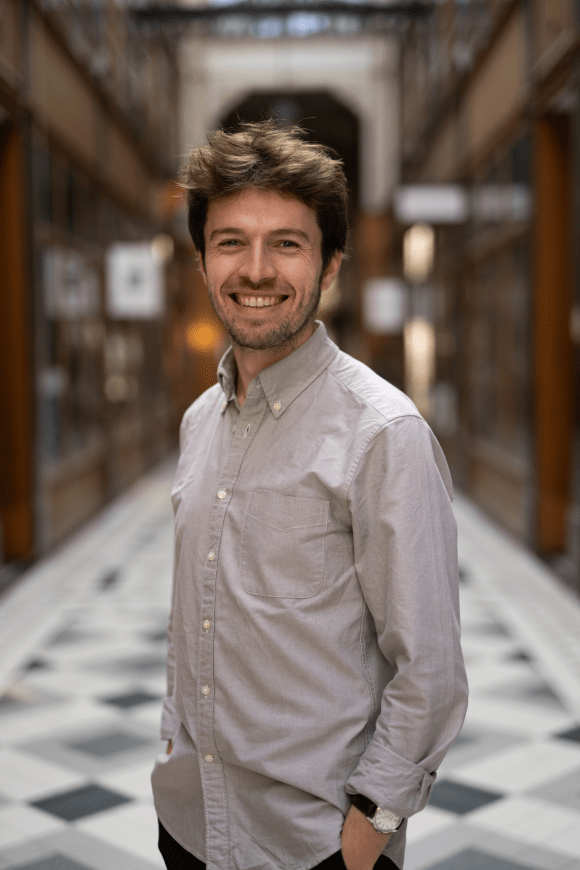 Portrait de Nicolas Mathieu, musicien et cofondateur de la compagnie CIE44