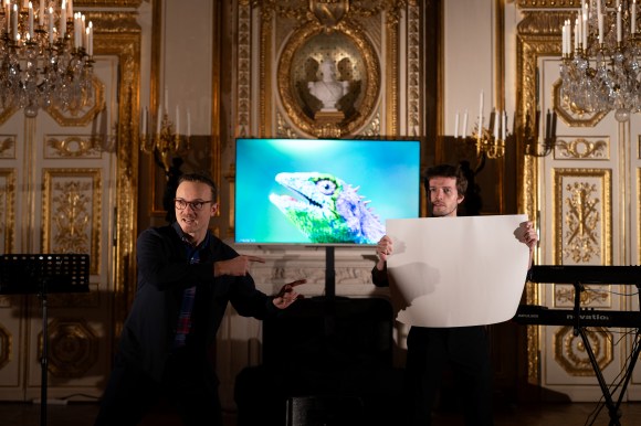 La CIE 44 (Lény Guissart et Nicolas Mathieu) présente 'La Science des Couleurs' à l'Hôtel de la Marine